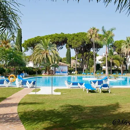 Life El Presidente Penthouse Pool View Apartment Estepona