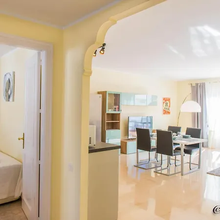 Life El Presidente Penthouse Pool View * Estepona