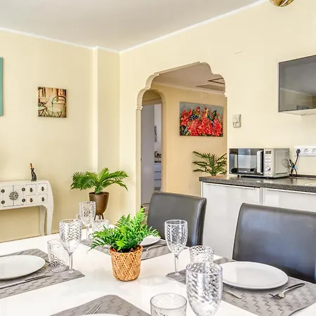 Life El Presidente Penthouse Pool View Apartment Estepona
