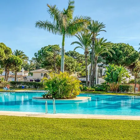 Life El Presidente Penthouse Pool View Apartment Estepona