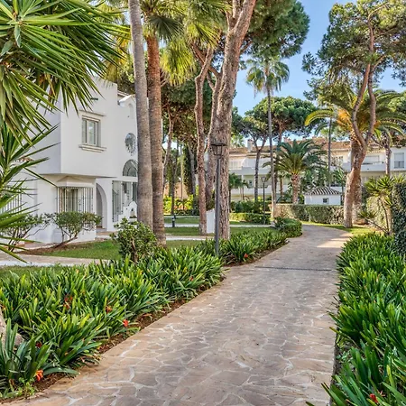 Life El Presidente Penthouse Pool View Apartment Estepona